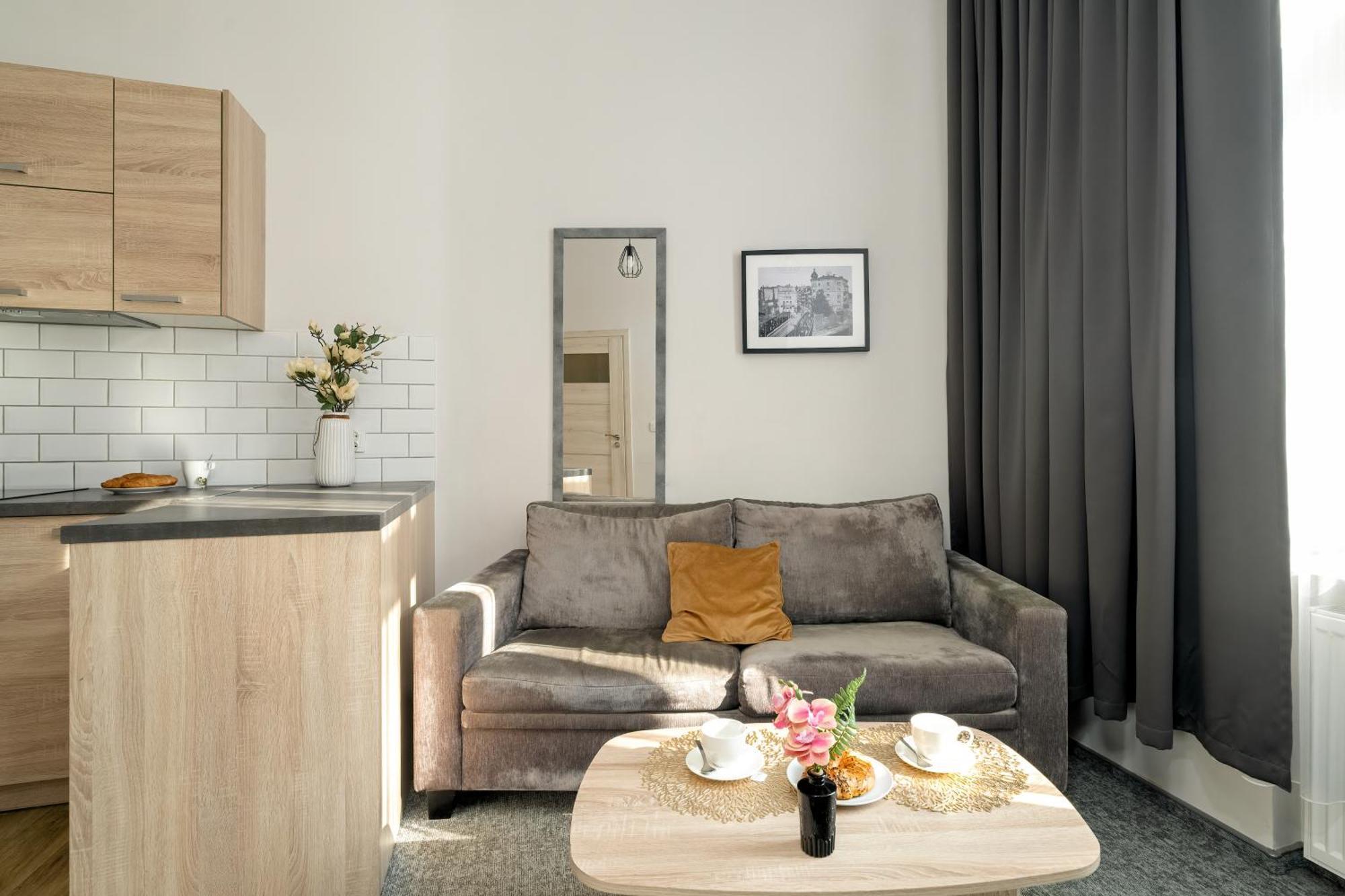 Apartamento Very Berry - Glogowska 39-5 - Targowe, Self Check In 24h