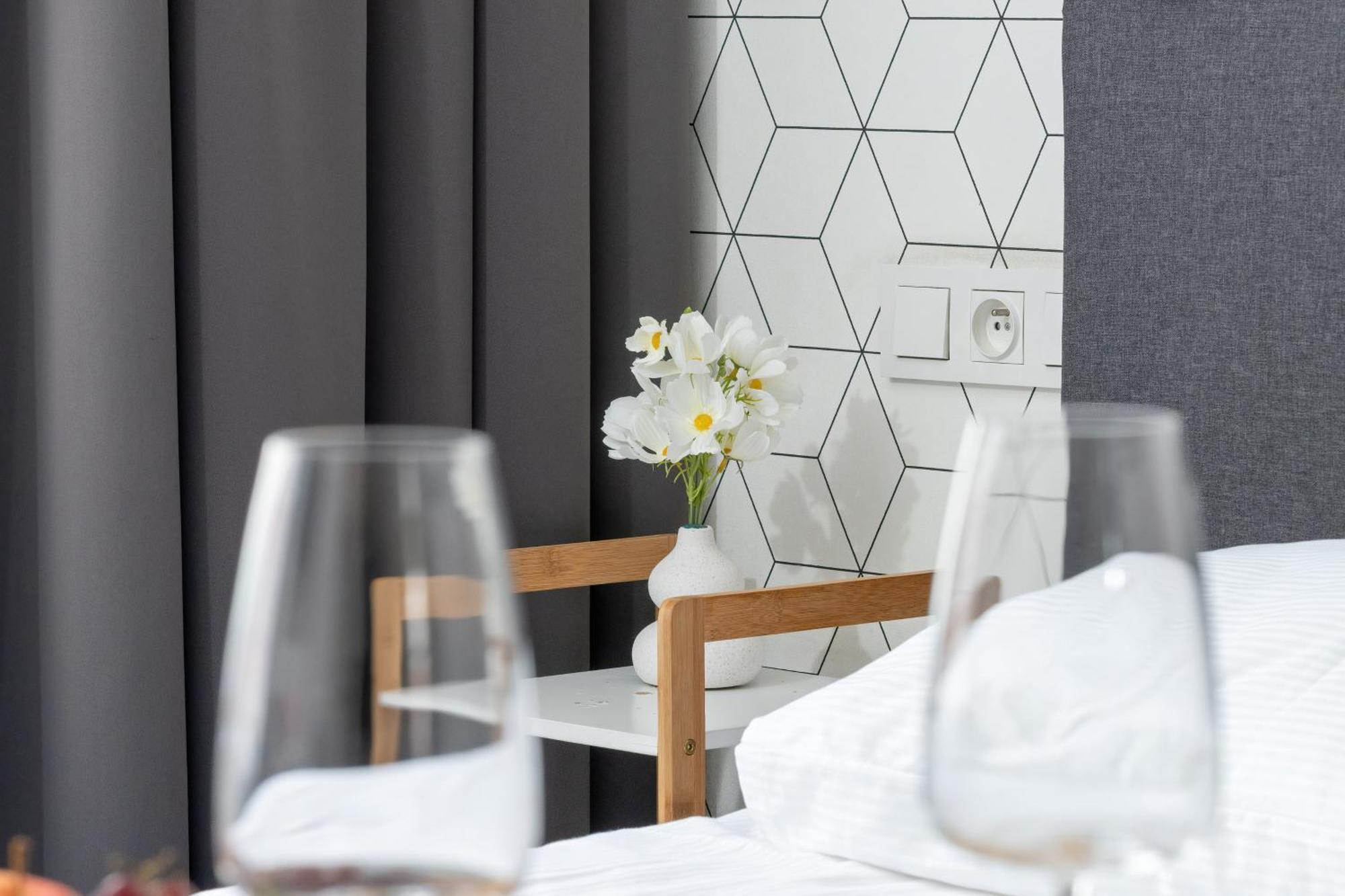 Very Berry - Glogowska 39-5 - Targowe, Self Check In 24h Apartamento *
