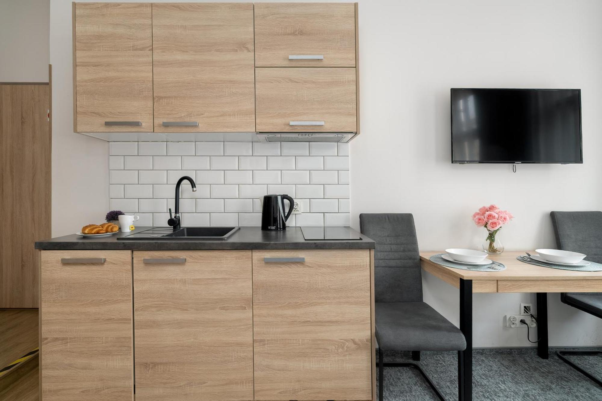 Apartament Very Berry - Glogowska 39-5 - Targowe, Self Check In 24h Poznań