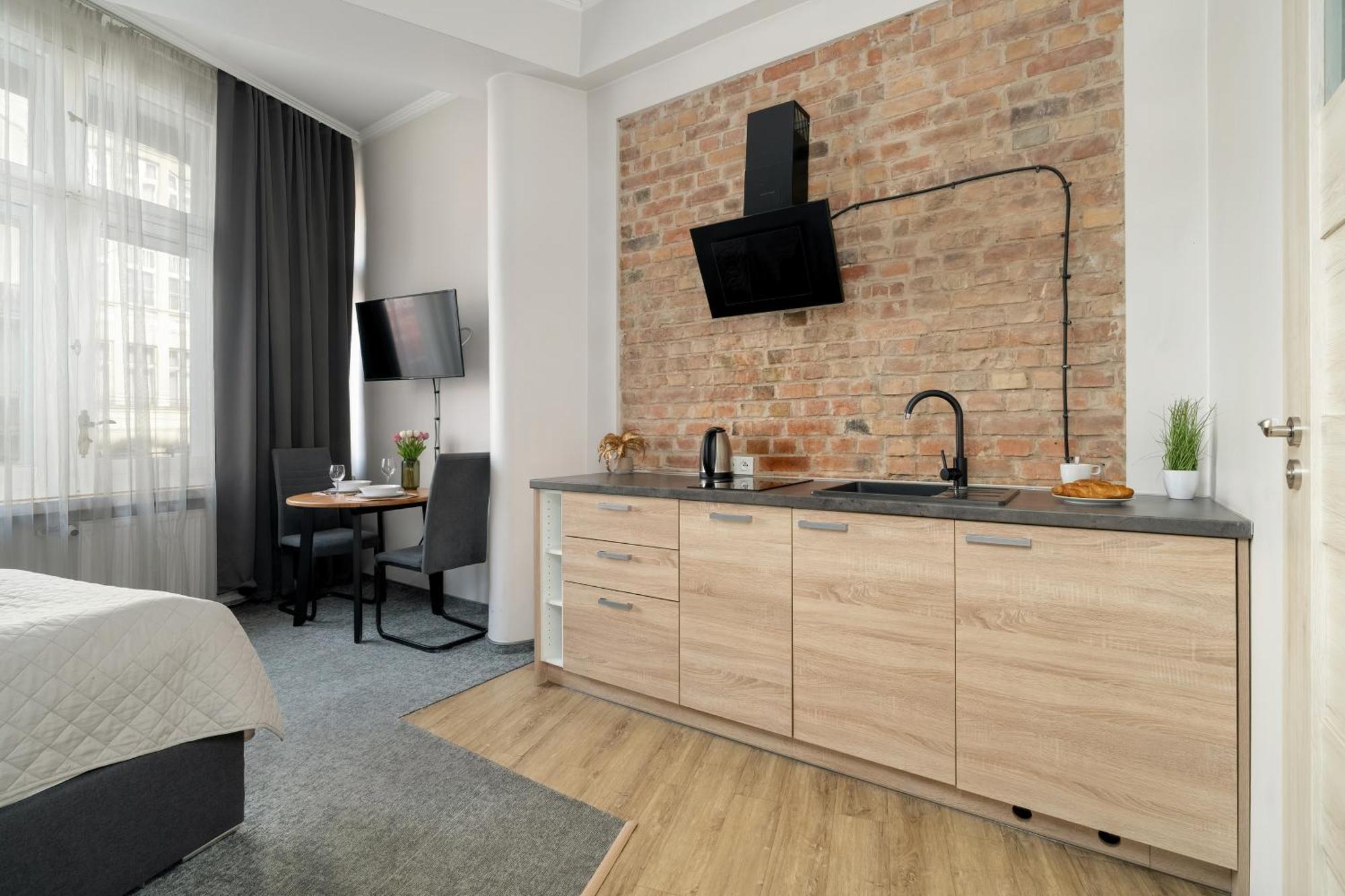 Very Berry - Glogowska 39-5 - Targowe, Self Check In 24h Apartament *